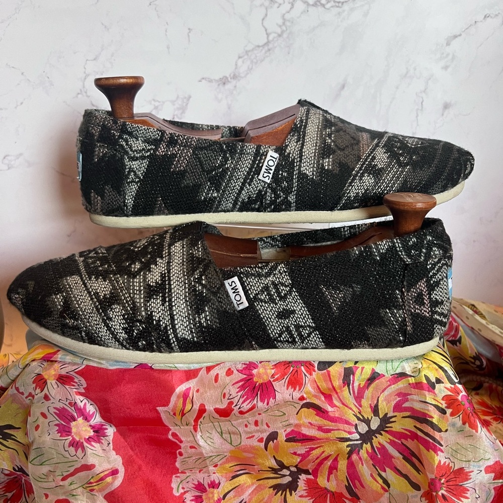 Toms Jacquard Tribal Pattern Sherpa Slip On Flats Womens 11